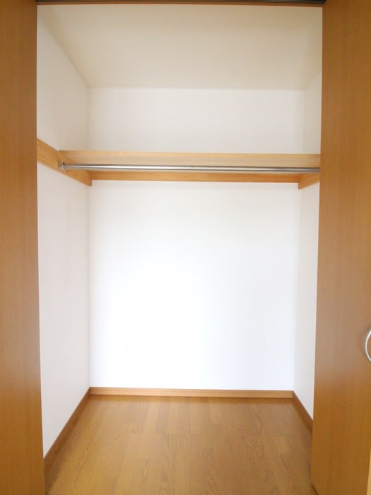 収納 ソレア－ド中山