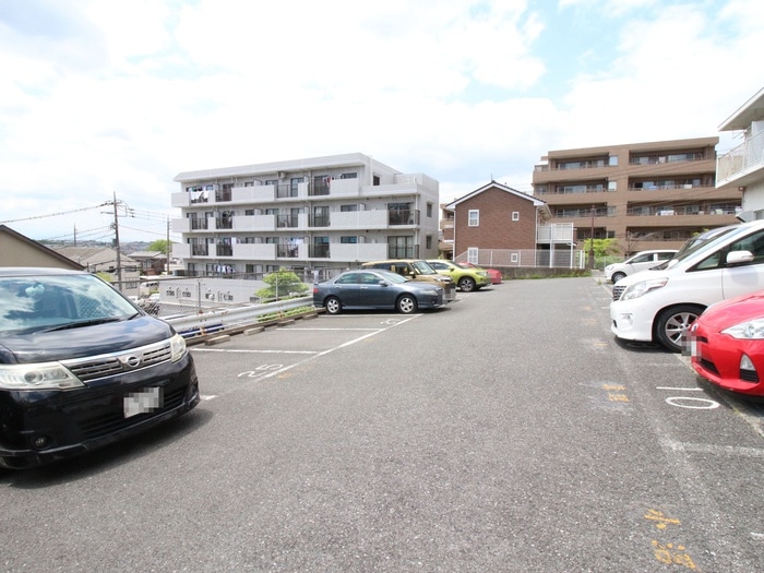駐車場 市ヶ尾内野ビル