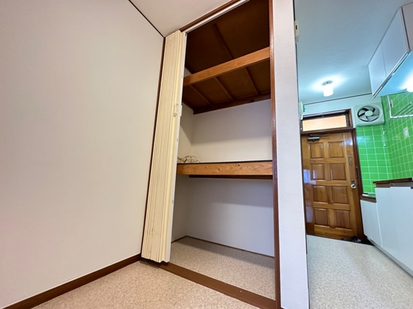 収納 サントムハイツ