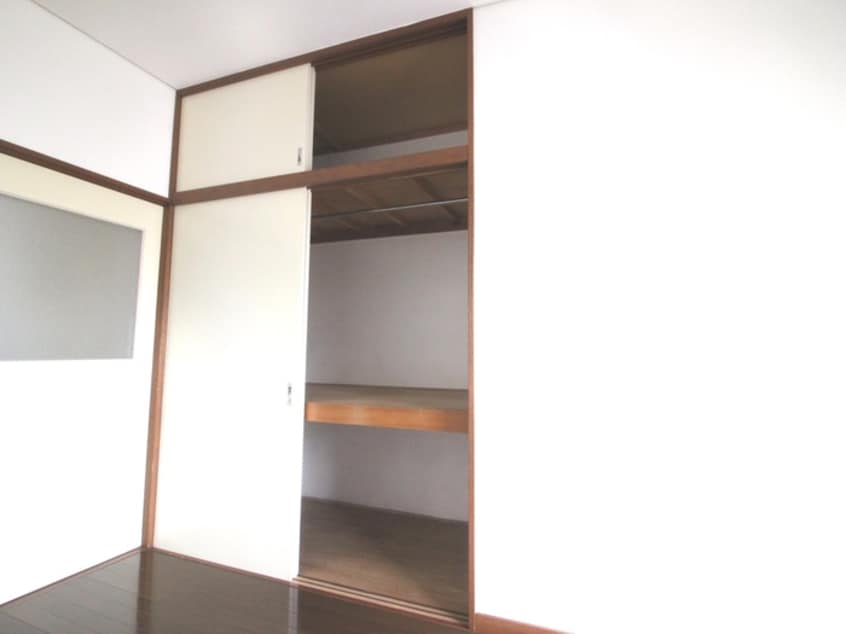 収納 エトランゼ