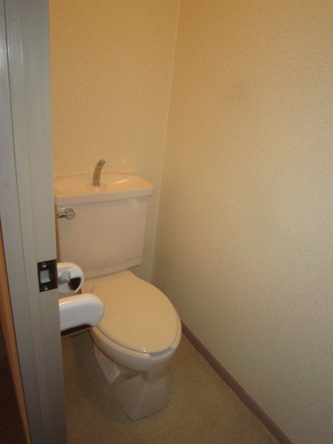 トイレ オオサワビル