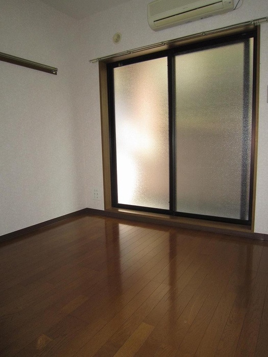 居室 レジデンス・ド・レイ－ヌ