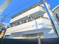 エイティーコート