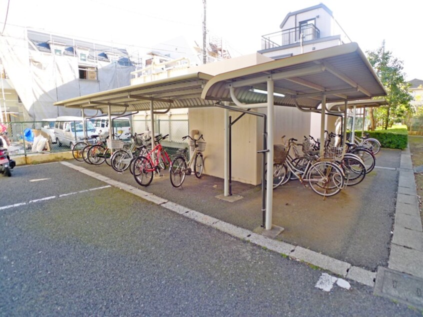 駐輪場 サリシャン市川