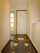 玄関 サリシャン市川