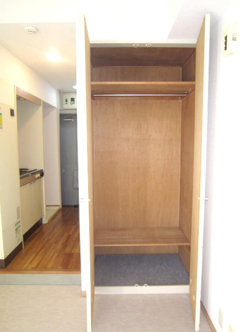 収納 セシ－ズ新百合丘