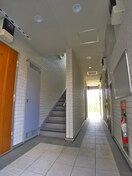 エントランス部分 アフェット西都賀