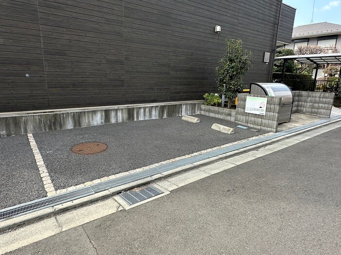 駐車場 リブリ・茜