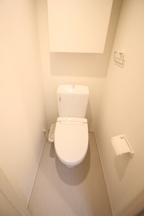 トイレ リブリ・茜