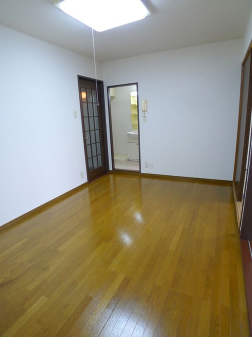 居室 原第８マンション