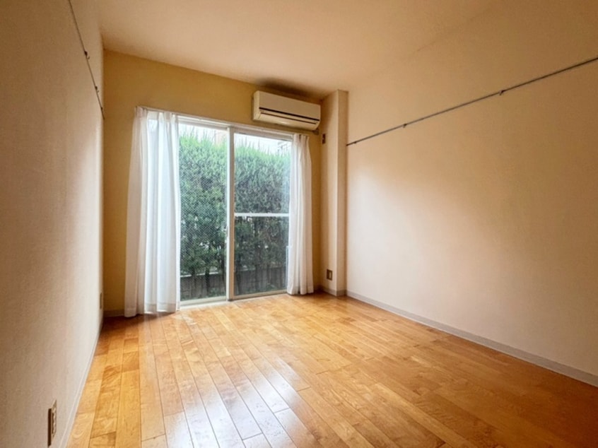 居室 ﾗｳﾞ ｱﾘｴｰﾙ