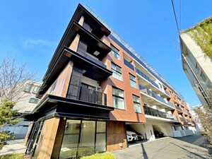 ROYJENT　SUGAMO　WEST