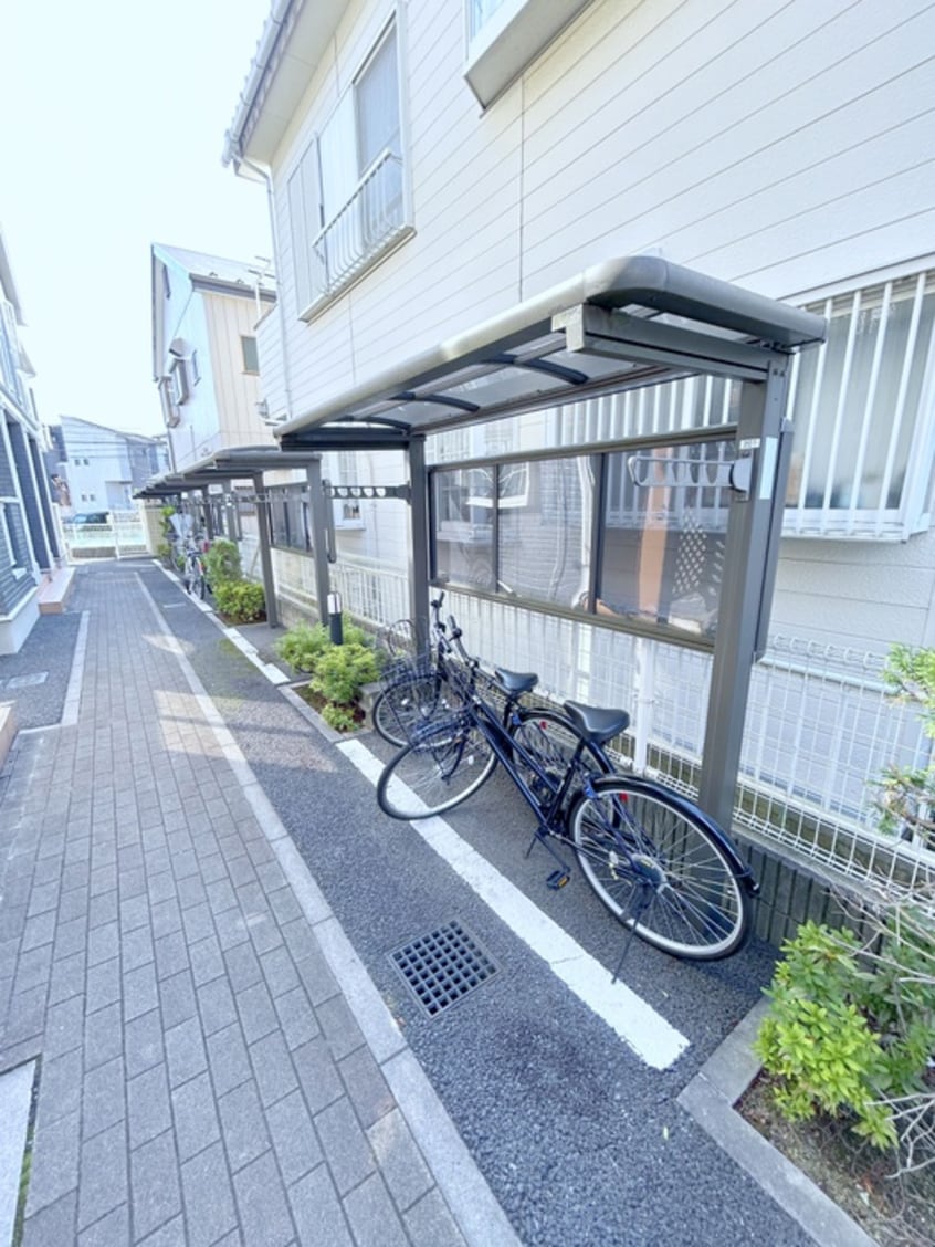 駐輪場 イーストレジデンス