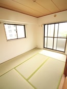 居室 サンテラス反町公園