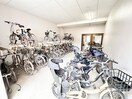 駐輪場 サンテラス反町公園