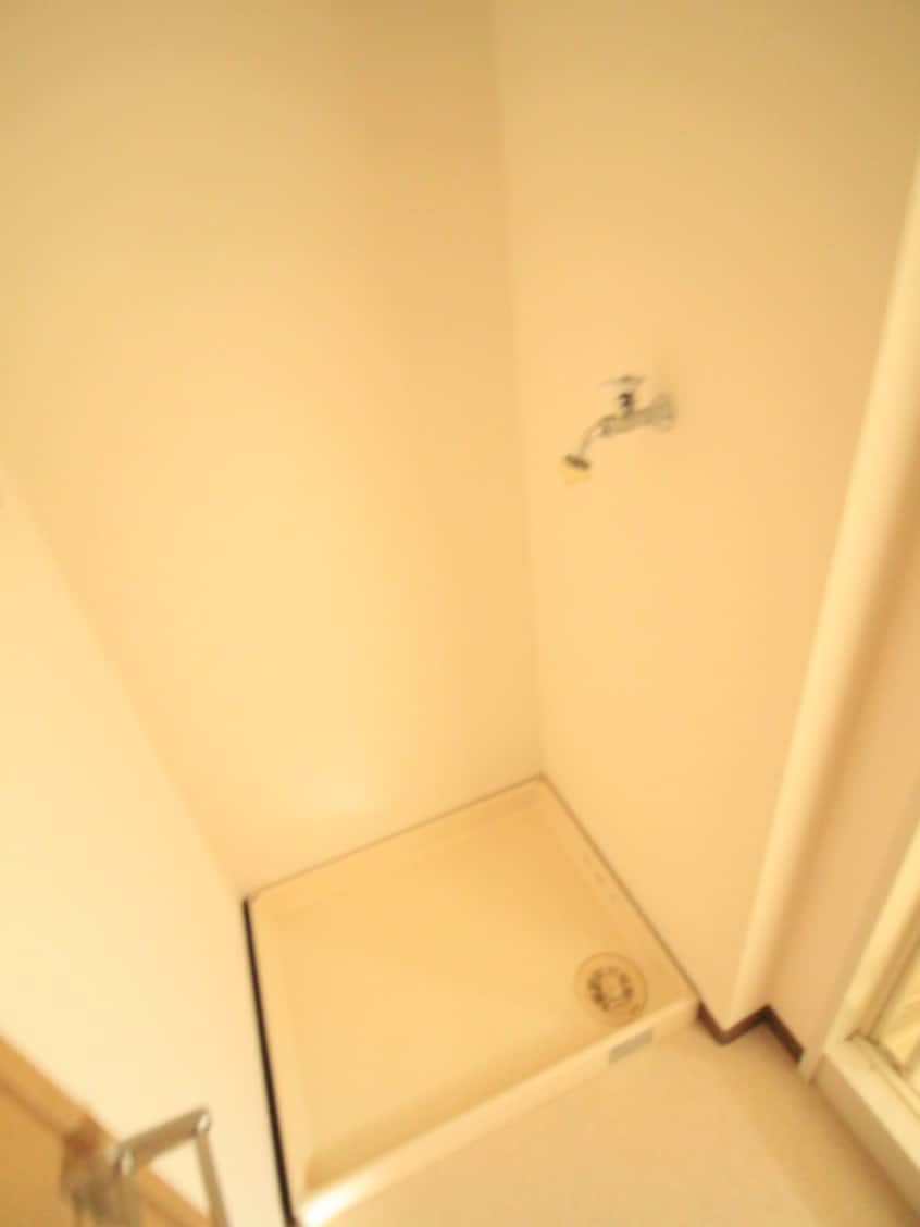 洗濯機置場 サンテラス反町公園