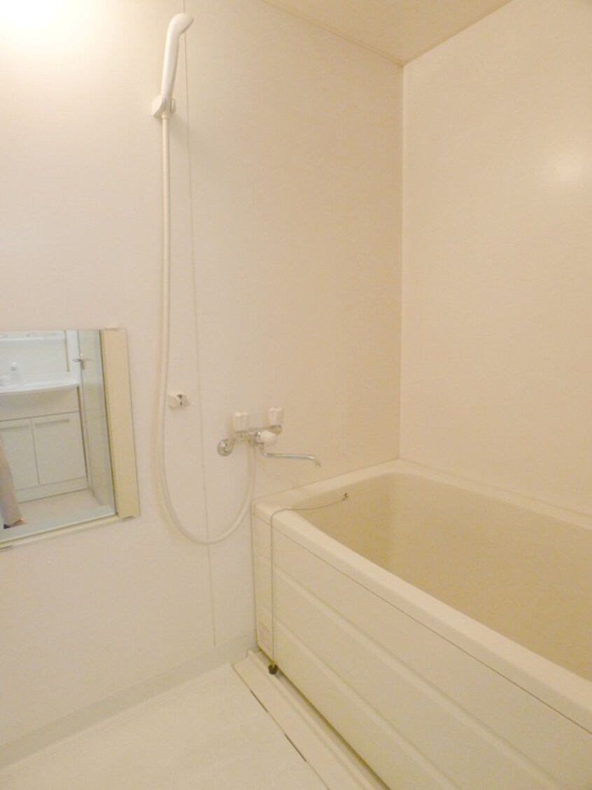 バス／シャワールーム等 パステロードⅡ番館