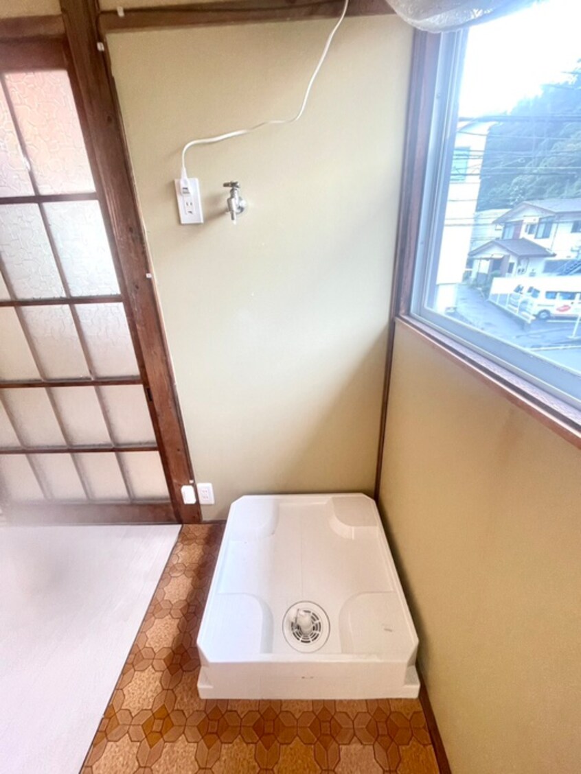洗濯機置場 五島荘
