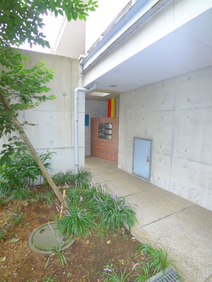 エントランス部分 ビシクレッタ