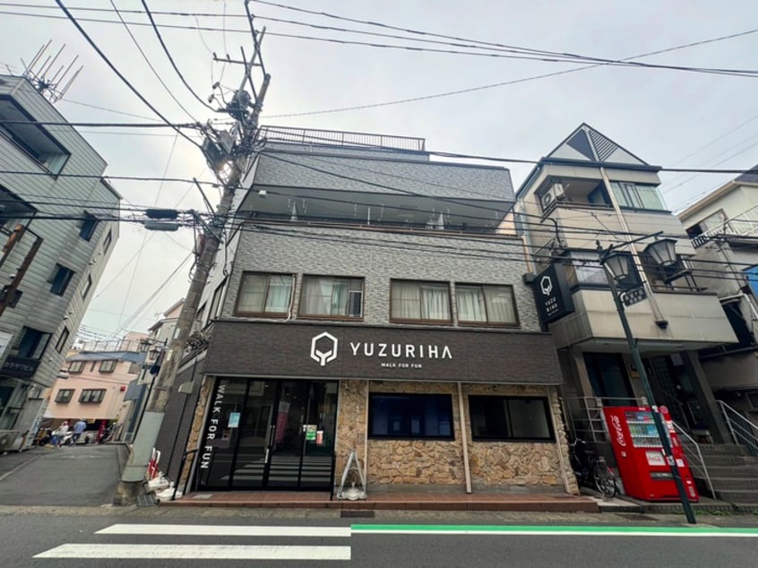 外観写真 ステップビル