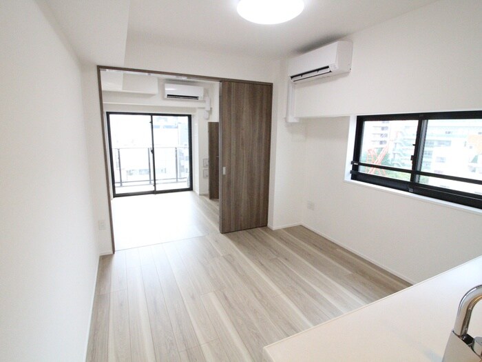 居室 ラグゼナ日本橋