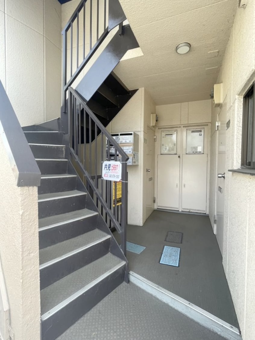 エントランス部分 コーポ西国立