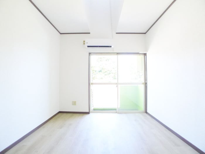 居室 パレス初山