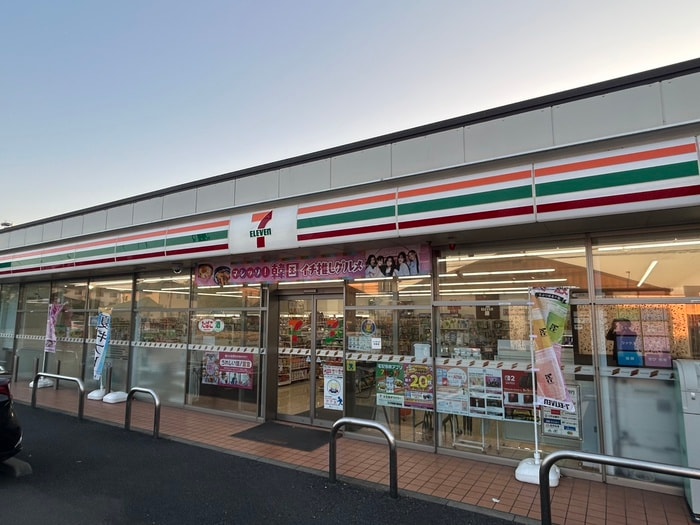 セブン-イレブン 千葉小深町店(コンビニ)まで600m パティオス若葉