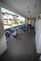 駐輪場 メゾンドミヤハラ