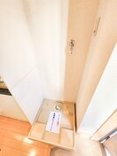 洗濯機置場 アゼリアガーデンズ向ヶ丘Ⅱ