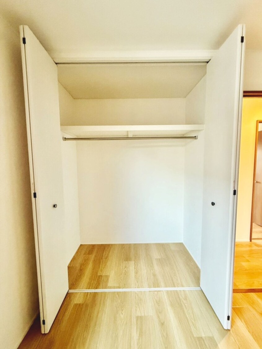 収納 ラテルネ本八幡