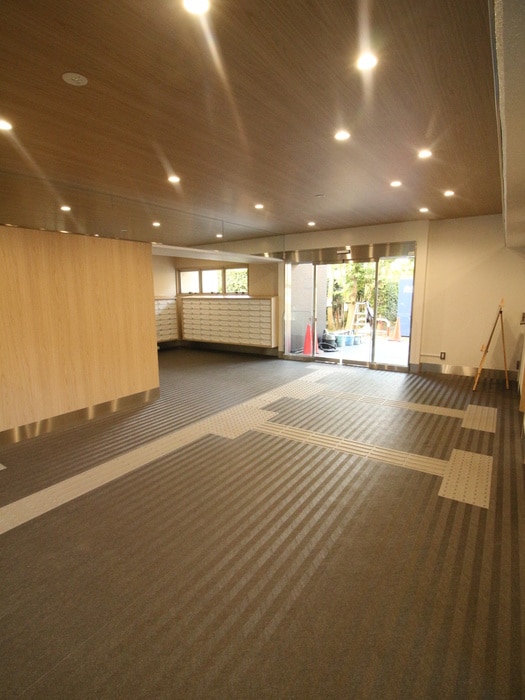 エントランス部分 ビレッジハウス八潮1