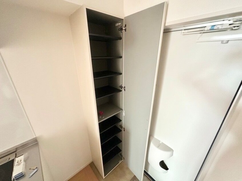 靴箱 PREMIUM横浜弘明寺