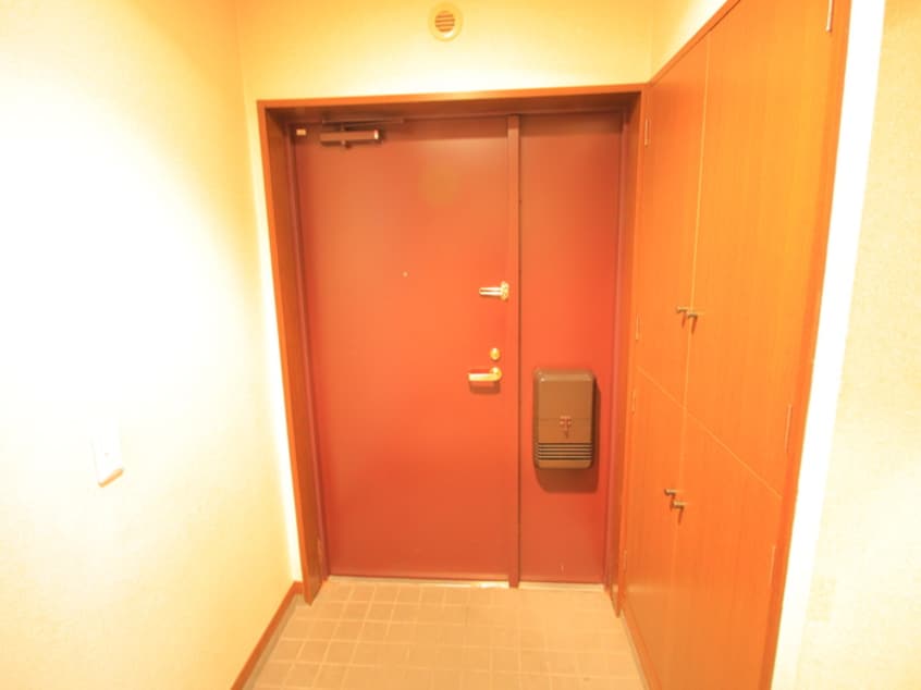 玄関 ガ－デンクレス弐番館