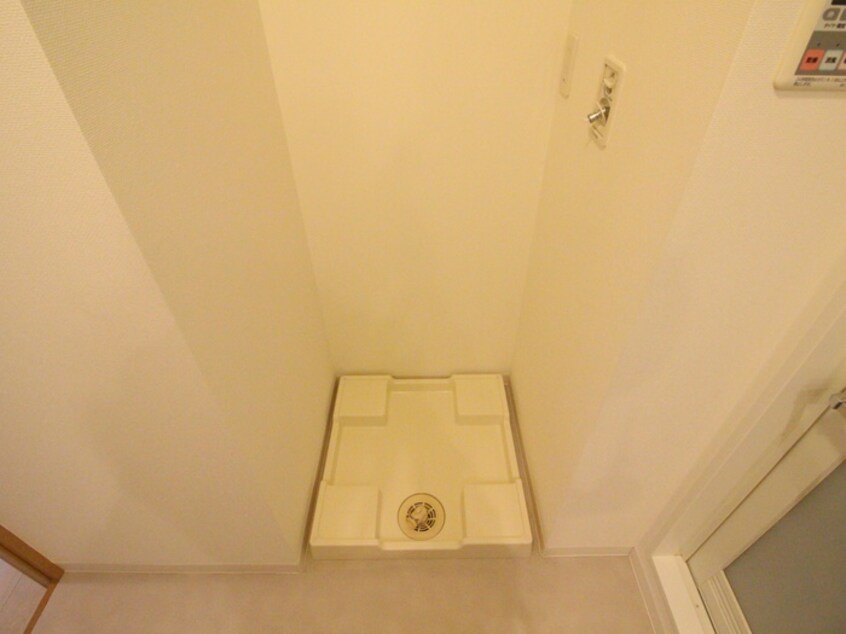 洗濯機置場 ドゥーエ幡ヶ谷