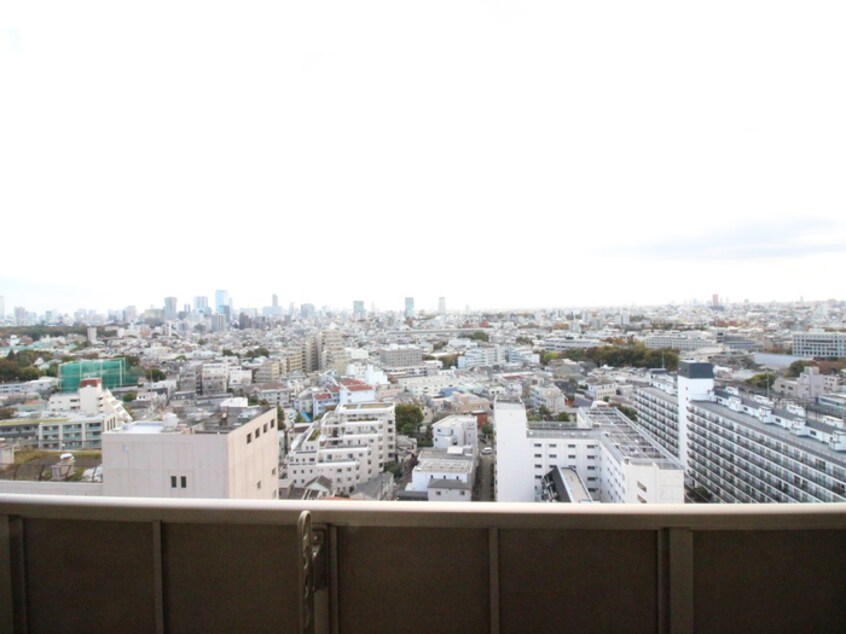 室内からの展望 ドゥーエ幡ヶ谷