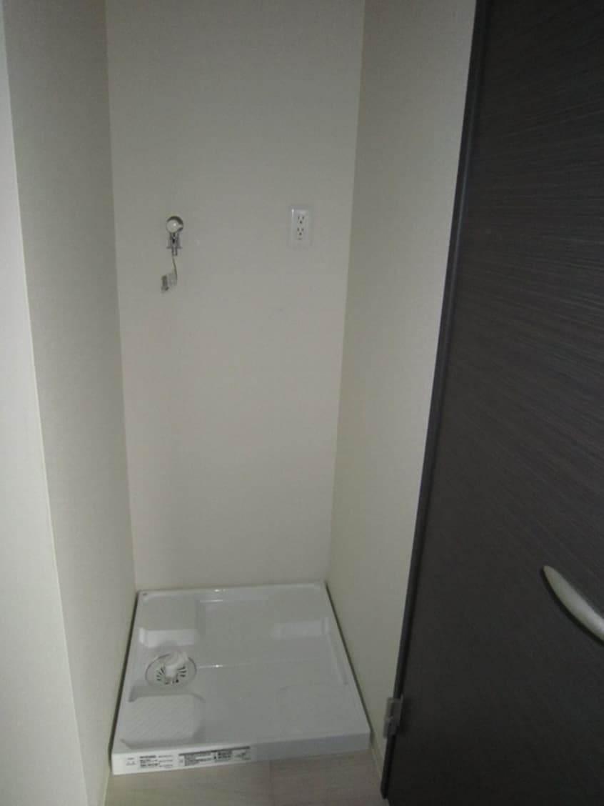 洗濯機置場 カルペンテリア　エッセ