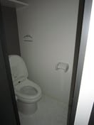 トイレ カルペンテリア　エッセ