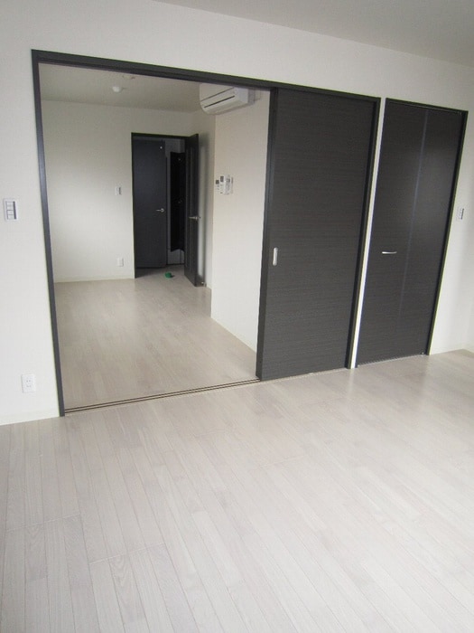 内観写真 カルペンテリア　エッセ