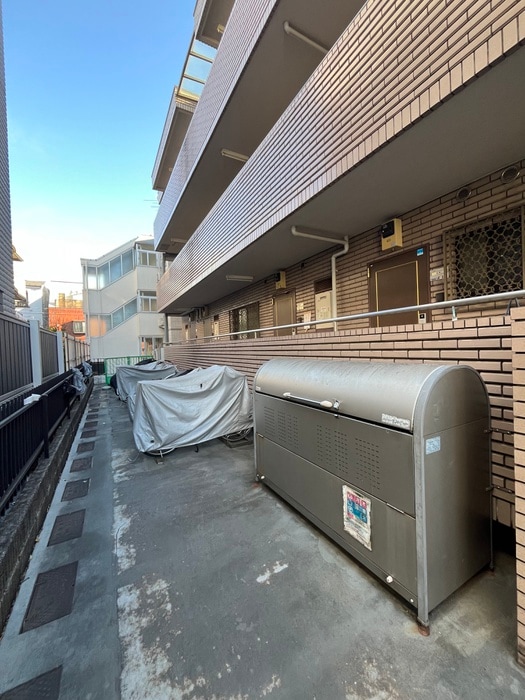 駐輪場 ヴィータ東雲