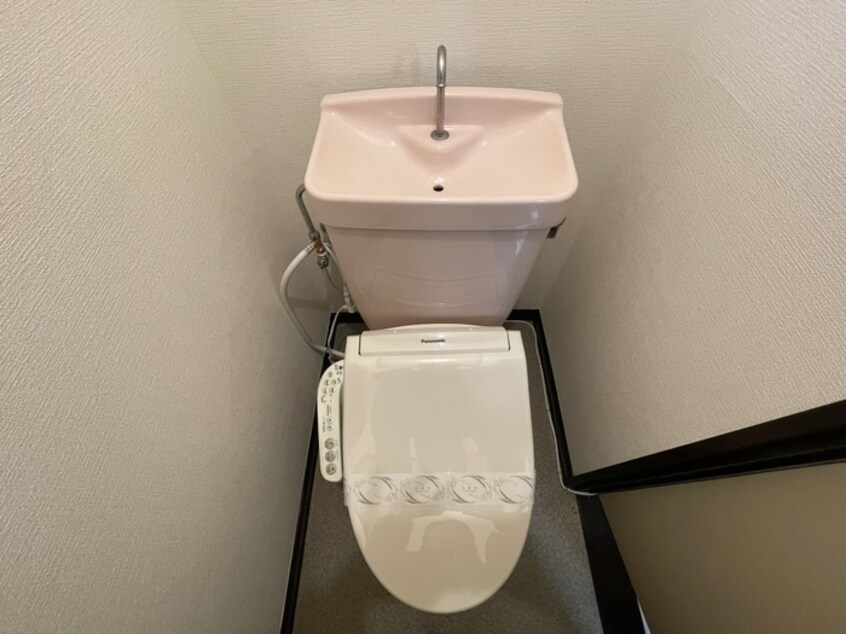 トイレ ドルフ千間台