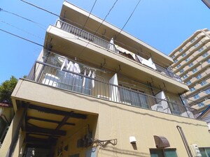 森田マンション