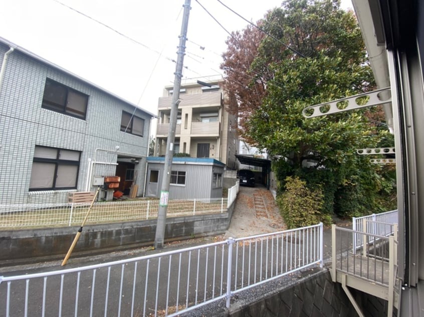 室内からの展望 ヒルズ反町　Ｂ棟