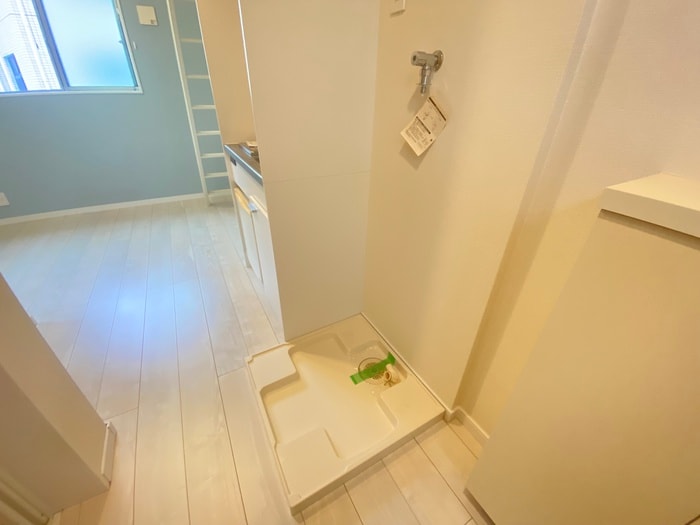 洗濯機置場 ヒルズ反町　Ｂ棟