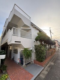 カ－サミア