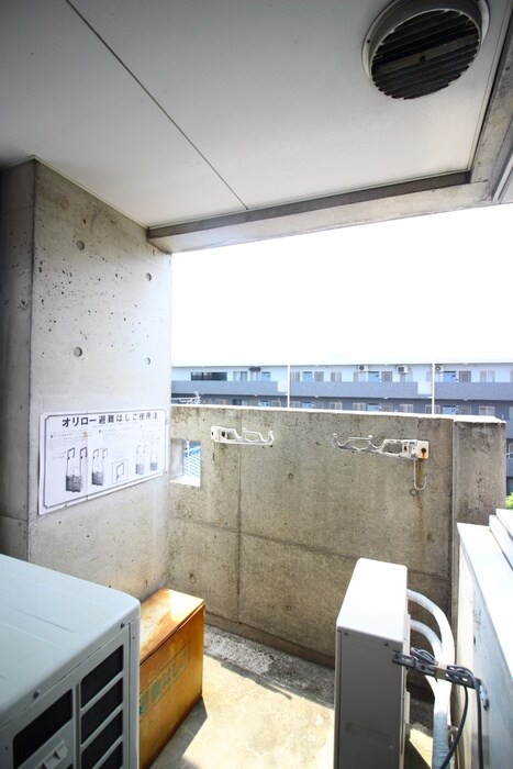 ベランダ・バルコニー パティオ　アゼリ－