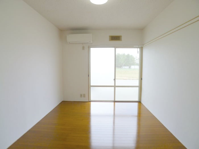 居室 エリカハイツ