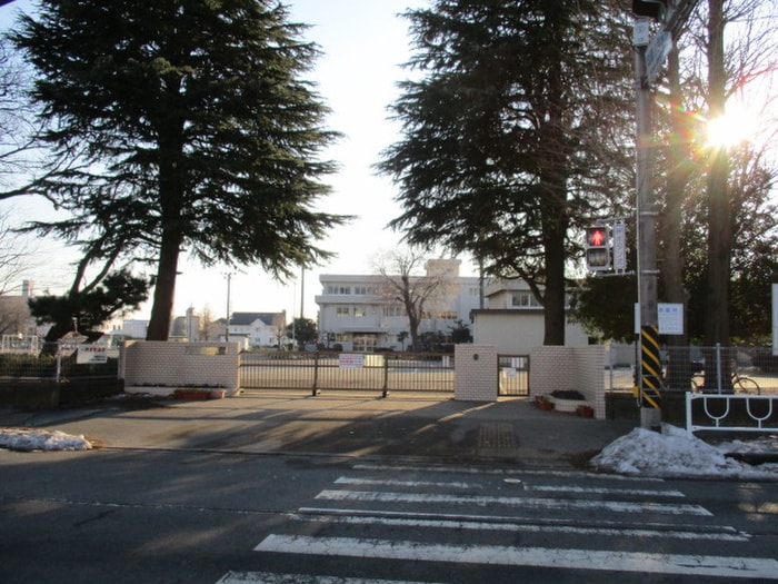 向陽小学校(小学校)まで290m ＶＩＣＴＯＩＲＥ