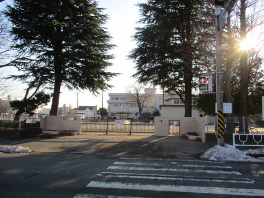 向陽小学校(小学校)まで290m ＶＩＣＴＯＩＲＥ