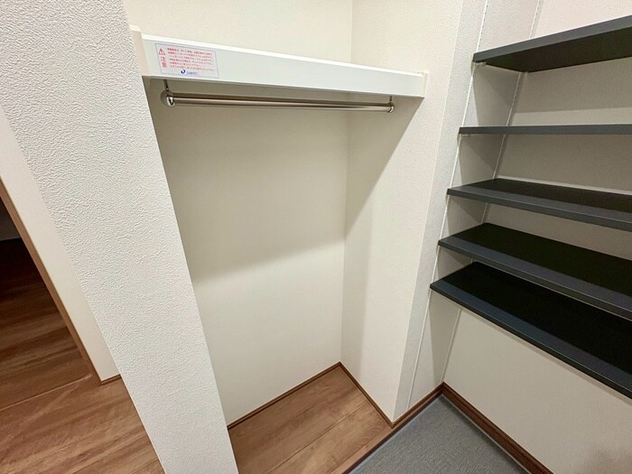 収納 カサデルソルⅥ